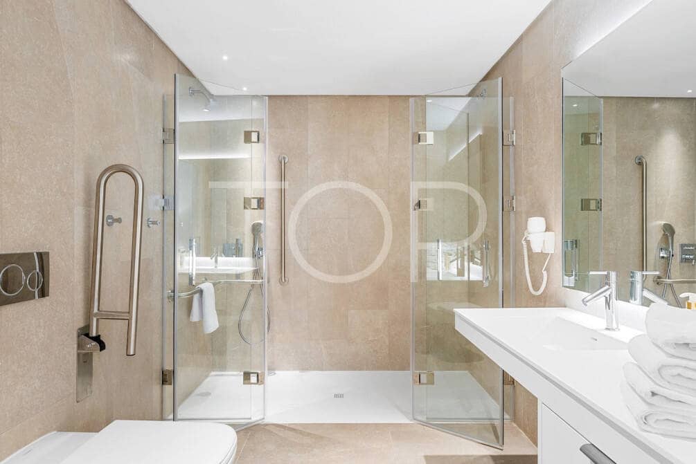 2 slaapkamer Flat te koop in Guia de Isora met zwembad garage - € 968.000 (Ref: 9211695)