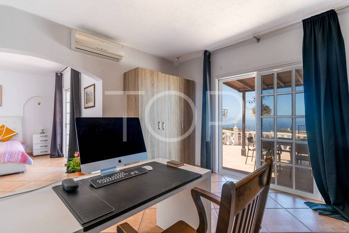 5 soveværelse Finca/Landehus til salg i Piedra Hincada - € 977.000 (Ref: 9226058)