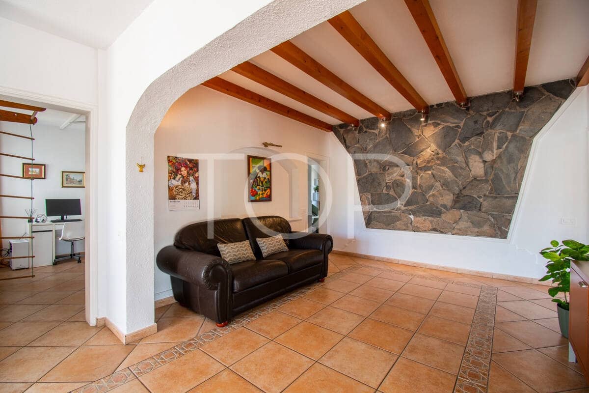 5 soveværelse Finca/Landehus til salg i Piedra Hincada - € 977.000 (Ref: 9226058)