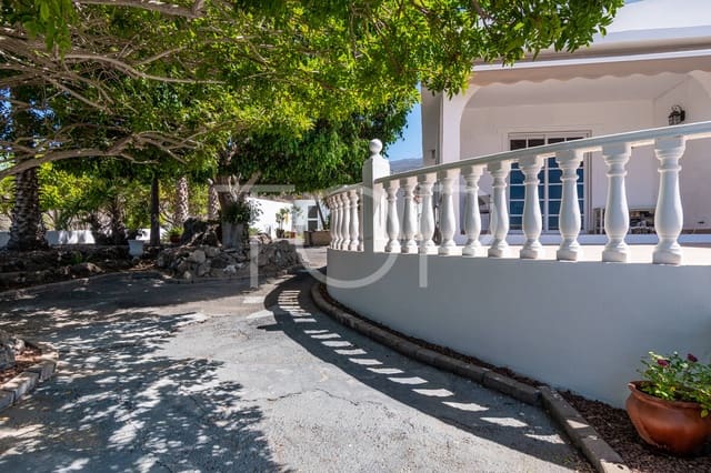 5 soveværelse Finca/Landehus til salg i Piedra Hincada, Guía de Isora - € 977.000 (Ref: 9226058)