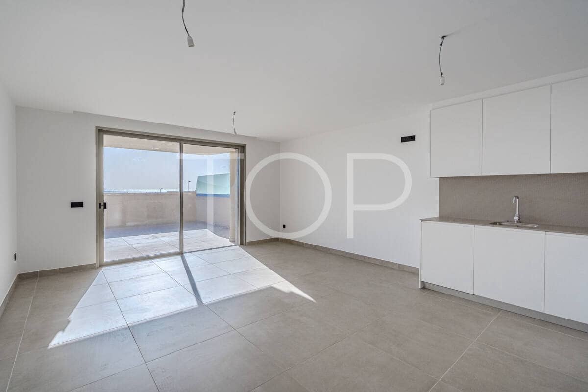 3 bedroom Flat for sale in La Tejita with pool garage - € 590,000 (Ref: 9246215)