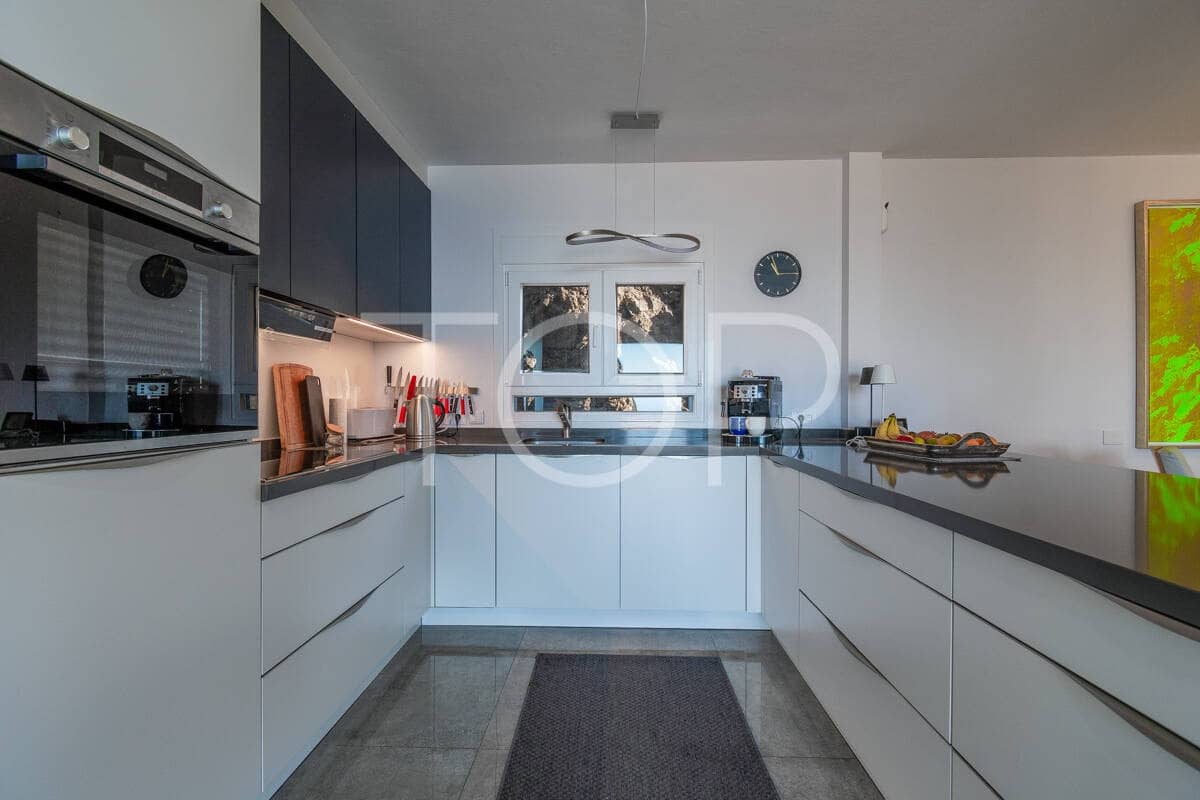 3 soveværelse Villa til salg i Guia de Isora med swimmingpool garage - € 1.320.000 (Ref: 9251686)