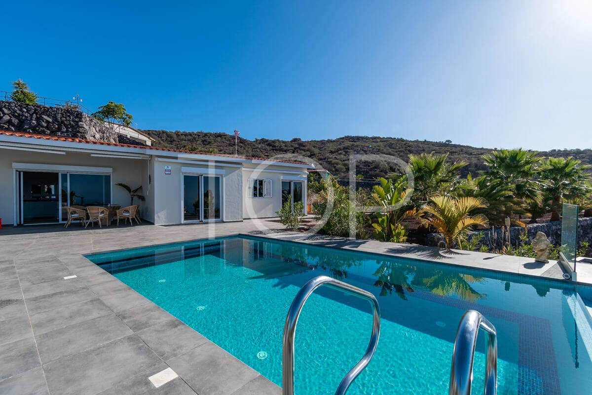 3 soveværelse Villa til salg i Guia de Isora med swimmingpool garage - € 1.320.000 (Ref: 9251686)