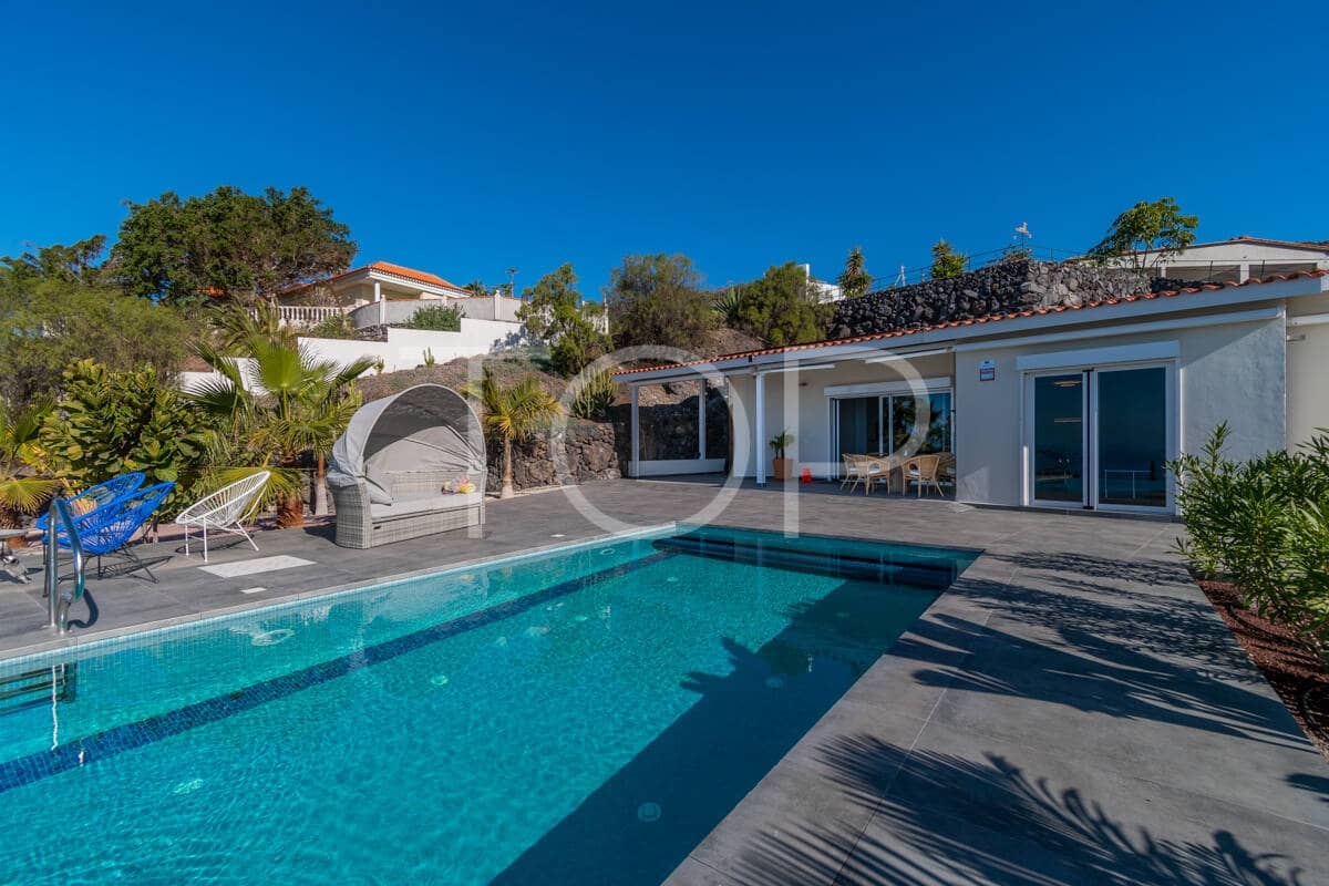 3 soveværelse Villa til salg i Guia de Isora med swimmingpool garage - € 1.320.000 (Ref: 9251686)