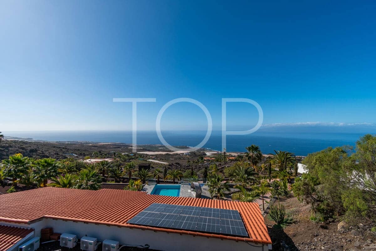 3 soveværelse Villa til salg i Guia de Isora med swimmingpool garage - € 1.320.000 (Ref: 9251686)