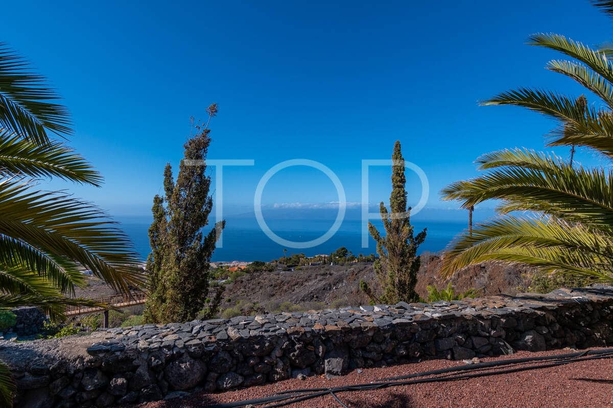 3 soveværelse Villa til salg i Guia de Isora med swimmingpool garage - € 1.320.000 (Ref: 9251686)