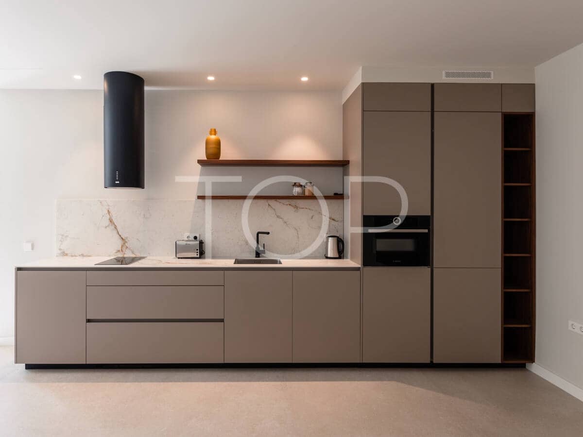 5 slaapkamer Villa te koop in La Caleta Adeje met zwembad garage - € 4.750.000 (Ref: 9262079)