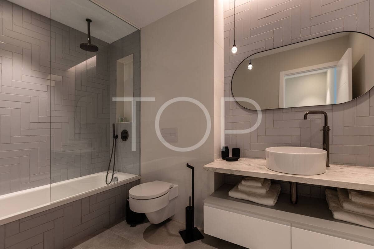 5 slaapkamer Villa te koop in La Caleta Adeje met zwembad garage - € 4.750.000 (Ref: 9262079)