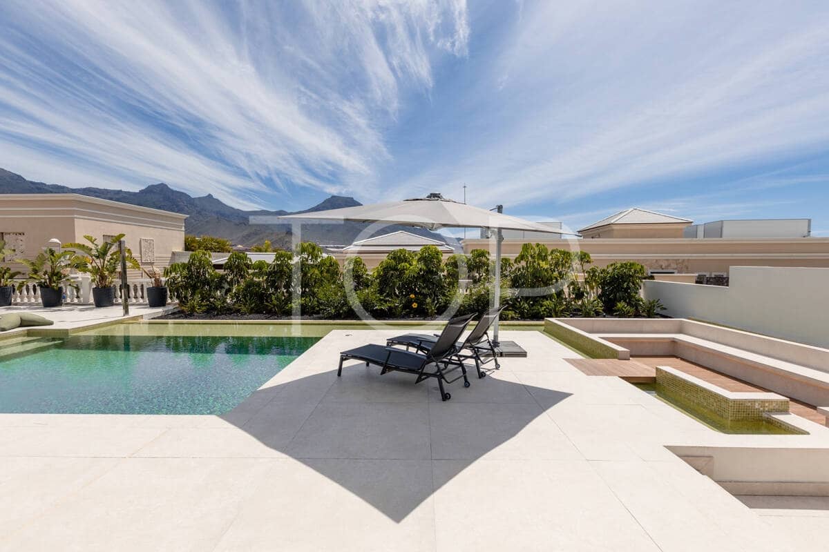 5 slaapkamer Villa te koop in La Caleta Adeje met zwembad garage - € 4.750.000 (Ref: 9262079)