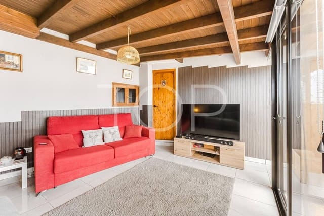 3 soveværelse Byhus til salg i Granadilla de Abona med swimmingpool garage - € 389.000 (Ref: 9279882)