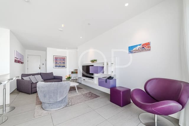 2 soveværelse Lejlighed til salg i Playa del Duque, Adeje med swimmingpool - € 695.000 (Ref: 9302825)