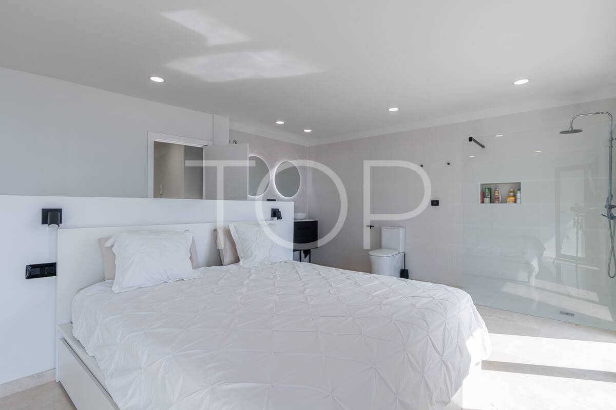 4 sovrum Villa till salu i El Rosario med pool garage - 1 000 000 € (Ref: 9337319)