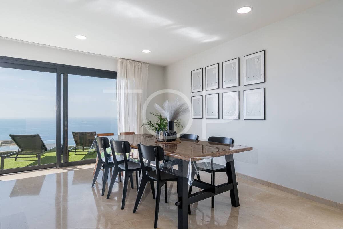 4 sovrum Villa till salu i El Rosario med pool garage - 1 000 000 € (Ref: 9337319)