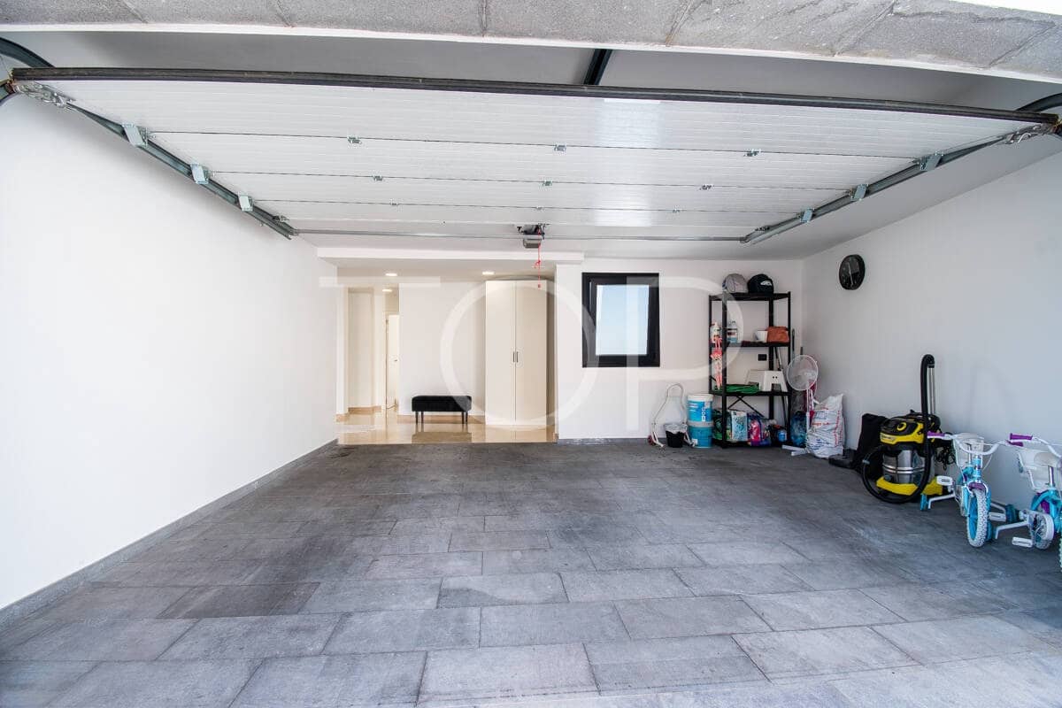 4 sovrum Villa till salu i El Rosario med pool garage - 1 000 000 € (Ref: 9337319)