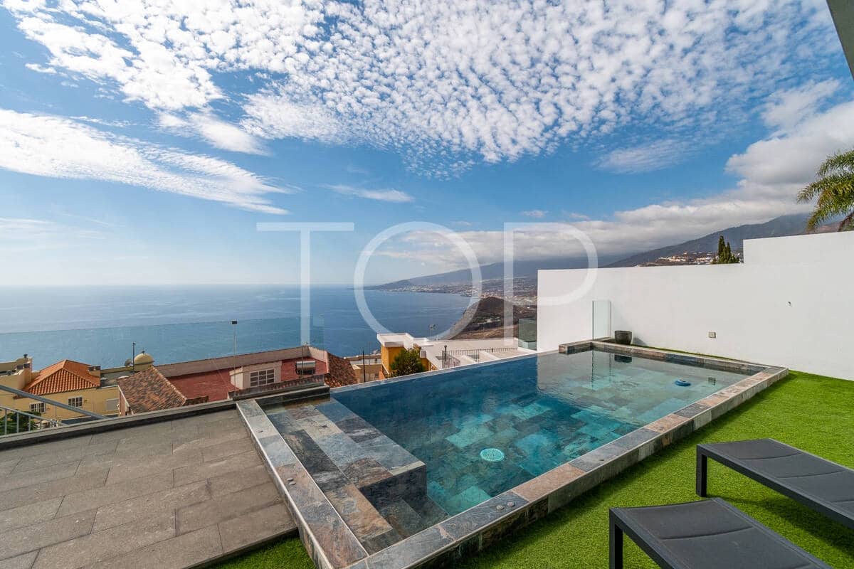 4 sovrum Villa till salu i El Rosario med pool garage - 1 000 000 € (Ref: 9337319)