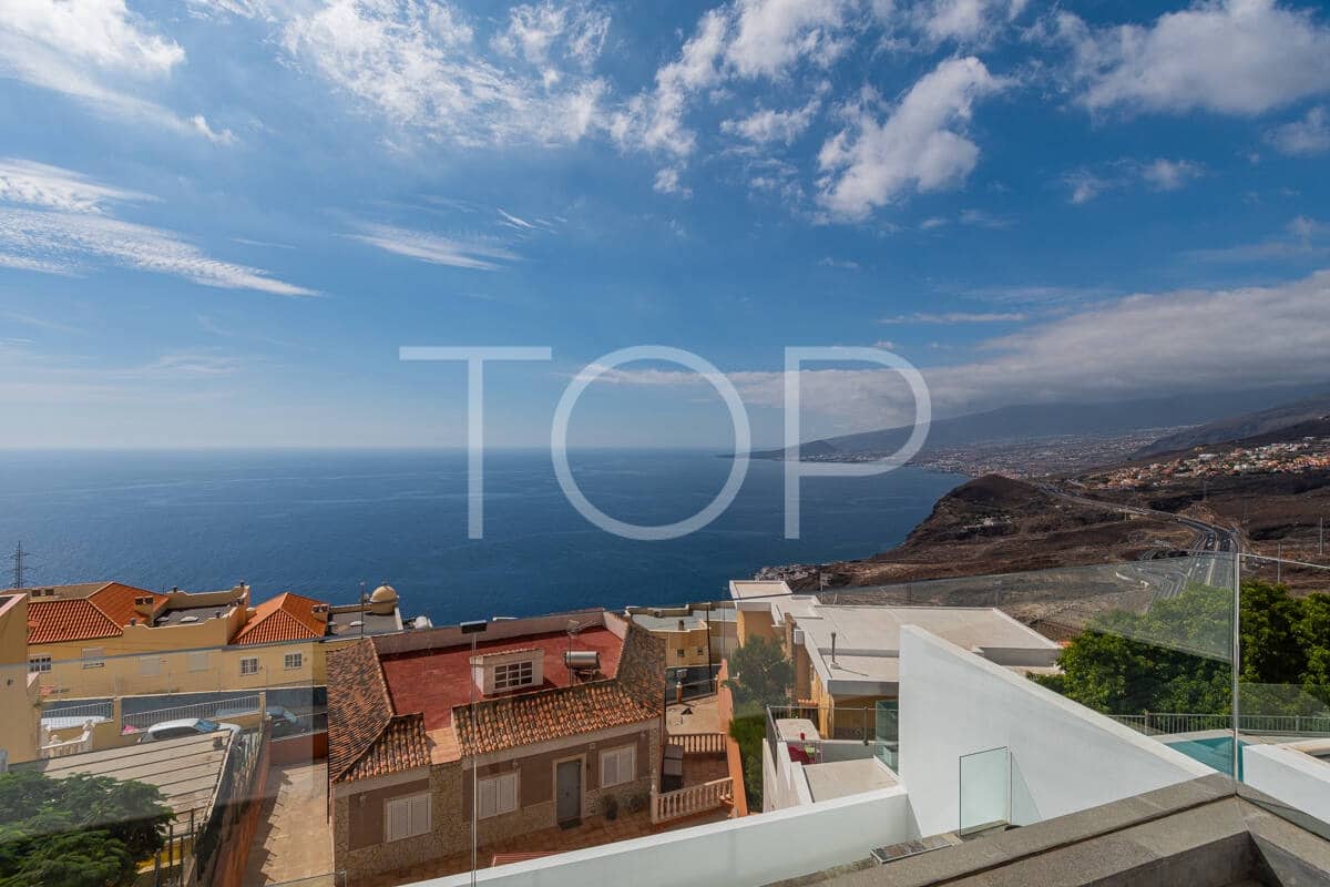 4 sovrum Villa till salu i El Rosario med pool garage - 1 000 000 € (Ref: 9337319)