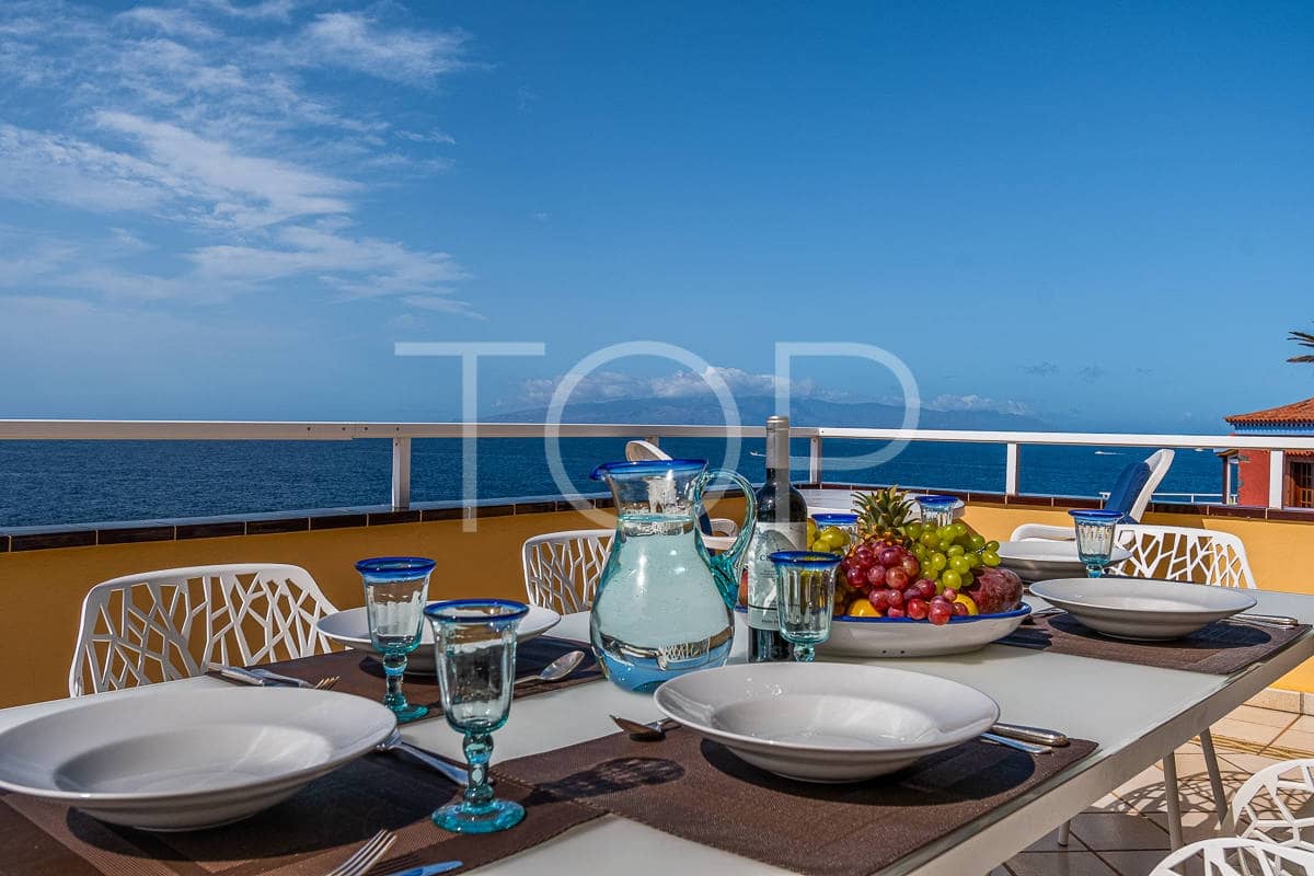 3 soverom Penthouse til salgs i Puerto Santiago med garasje - € 980 000 (Ref: 9344118)