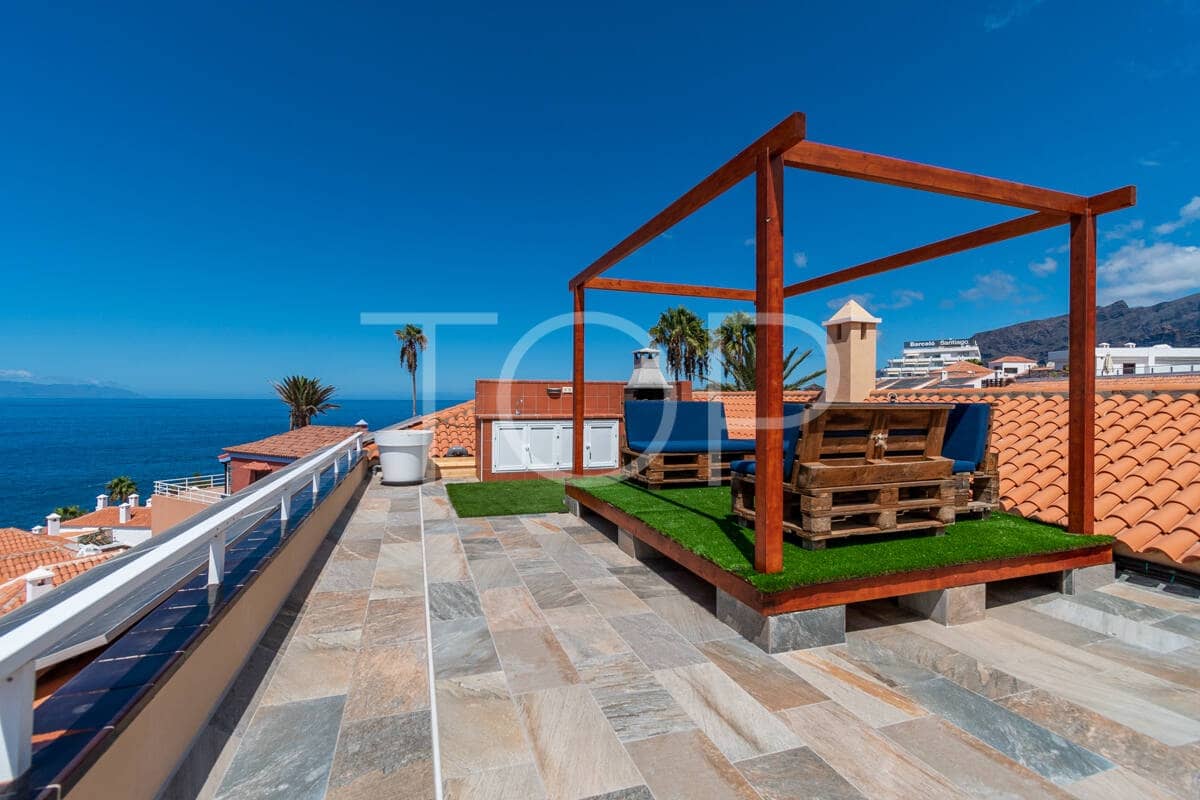 3 soverom Penthouse til salgs i Puerto Santiago med garasje - € 980 000 (Ref: 9344118)