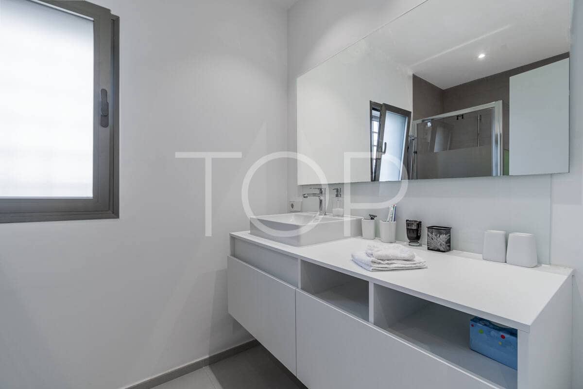 2 quarto Apartamento para venda em Palm-Mar com piscina garagem - 650 000 € (Ref: 9352947)