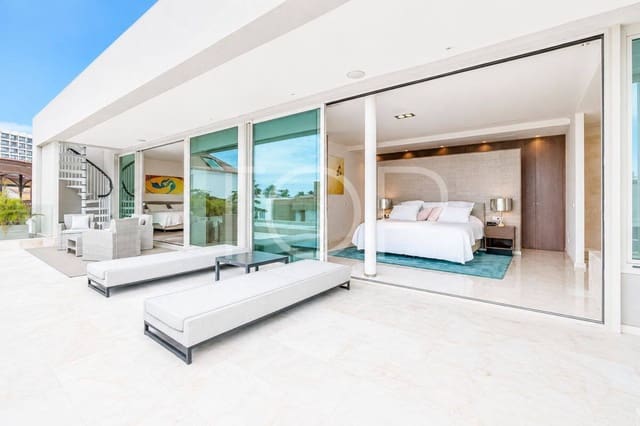 4 quarto Moradia para venda em Playa de las Americas, Arona com piscina garagem - 3 450 000 € (Ref: 9400192)