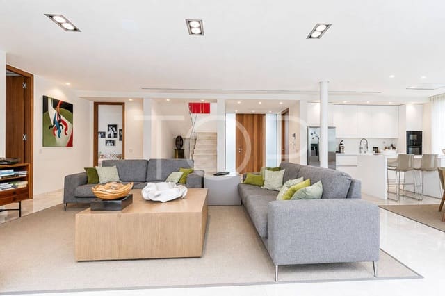 4 quarto Moradia para venda em Playa de las Americas, Arona com piscina garagem - 3 450 000 € (Ref: 9400192)