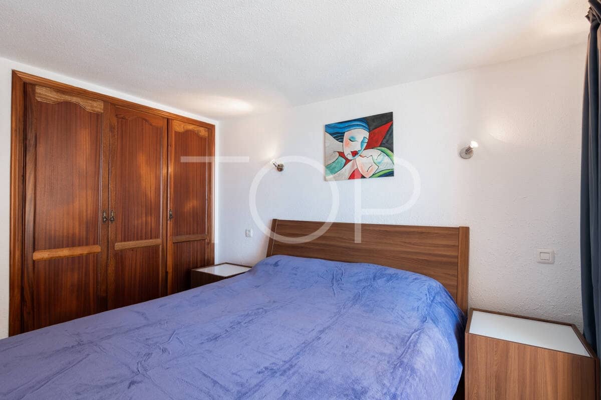 4 slaapkamer Rijtjeshuis te koop in Costa Adeje met zwembad garage - € 540.000 (Ref: 9400194)
