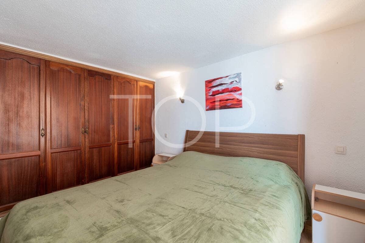 4 slaapkamer Rijtjeshuis te koop in Costa Adeje met zwembad garage - € 540.000 (Ref: 9400194)