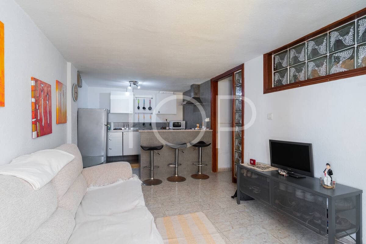 4 slaapkamer Rijtjeshuis te koop in Costa Adeje met zwembad garage - € 540.000 (Ref: 9400194)