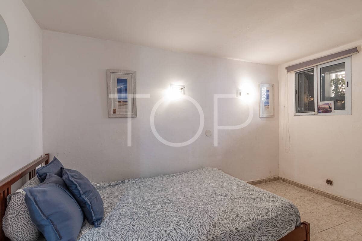 4 slaapkamer Rijtjeshuis te koop in Costa Adeje met zwembad garage - € 540.000 (Ref: 9400194)