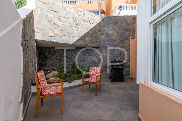 4 quarto Moradia em Banda para venda em San Eugenio Alto, Adeje com piscina garagem - 540 000 € (Ref: 9400194)