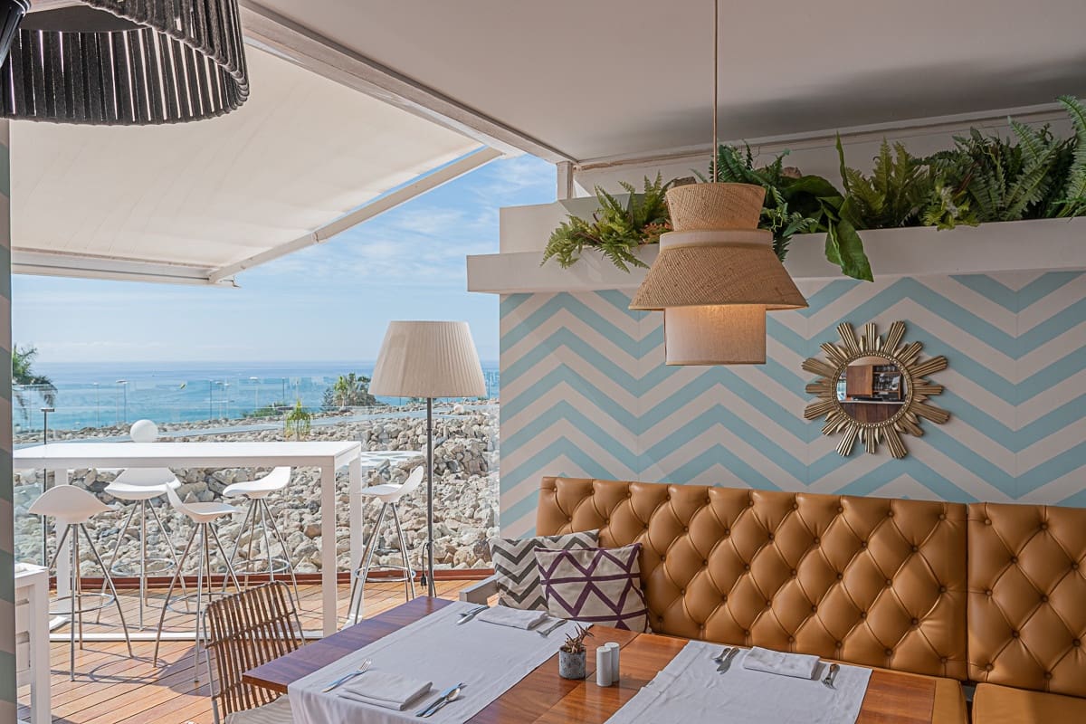 2 soveværelse Lejlighed til salg i Playa del Duque med swimmingpool garage - € 1.095.000 (Ref: 9400196)