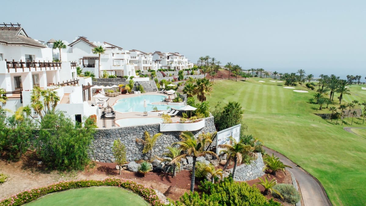 2 bedroom Flat for sale in Guia de Isora with pool garage - € 840,000 (Ref: 9400199)