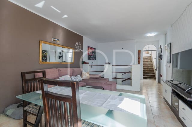 3 soveværelse Byhus til salg i Los Menores, Adeje med garage - € 355.000 (Ref: 9402676)