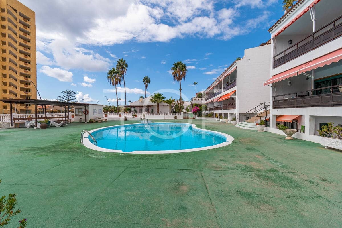 2 soveværelse Lejlighed til salg i Los Cristianos med swimmingpool - € 490.000 (Ref: 9410281)