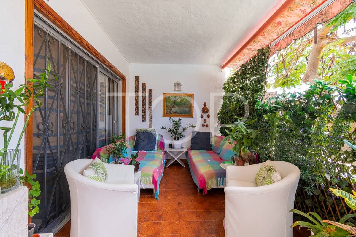 2 soveværelse Lejlighed til salg i Los Cristianos med swimmingpool - € 490.000 (Ref: 9410281)