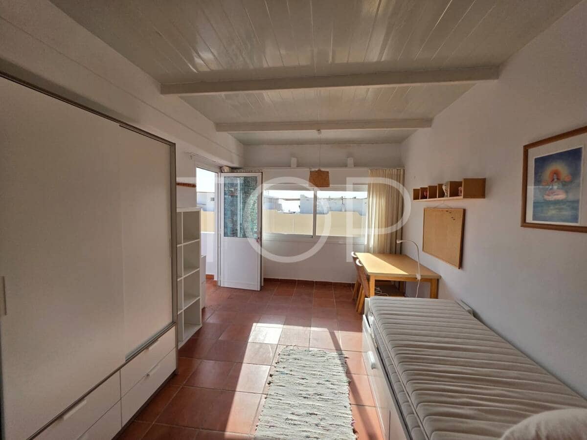 2 slaapkamer Penthouse te koop in Adeje - € 250.000 (Ref: 9413225)