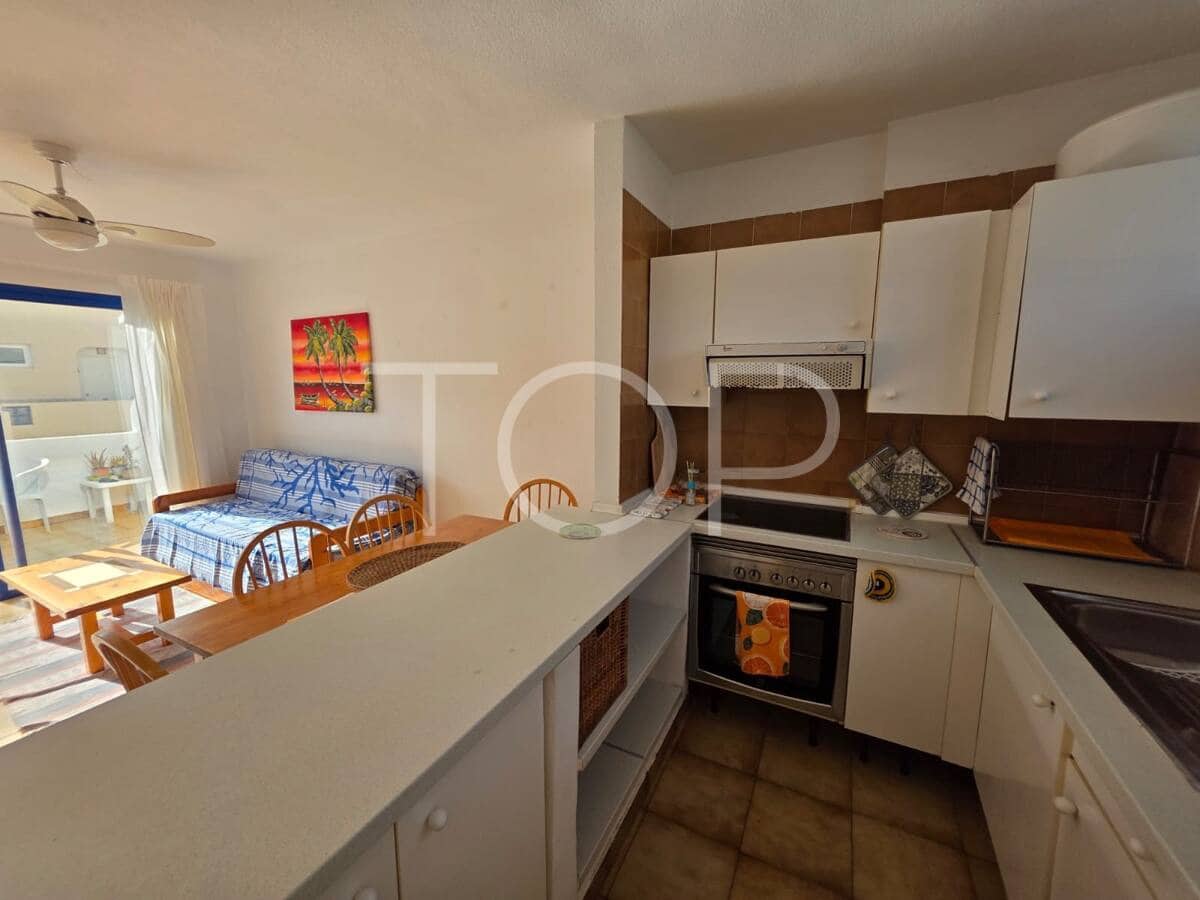 2 slaapkamer Penthouse te koop in Adeje - € 250.000 (Ref: 9413225)