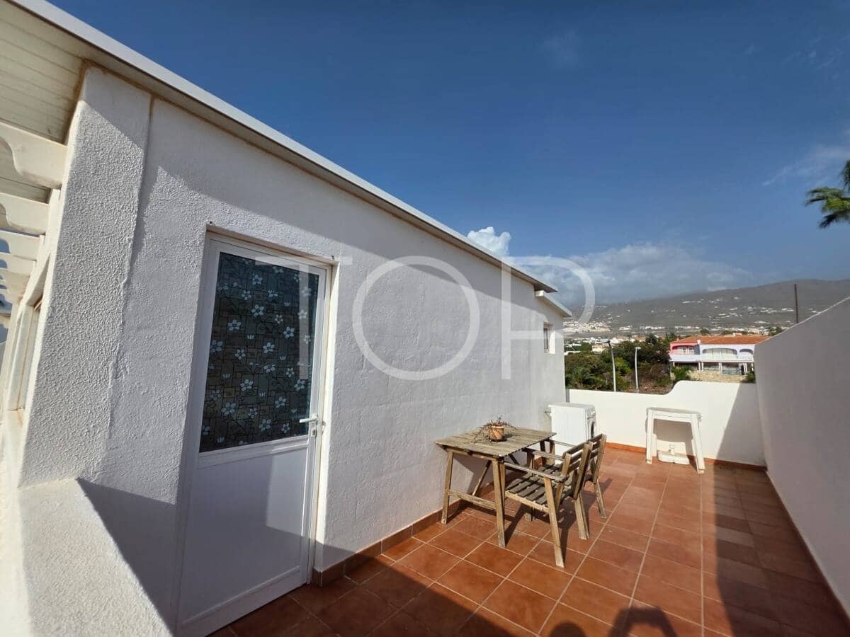 2 slaapkamer Penthouse te koop in Adeje - € 250.000 (Ref: 9413225)