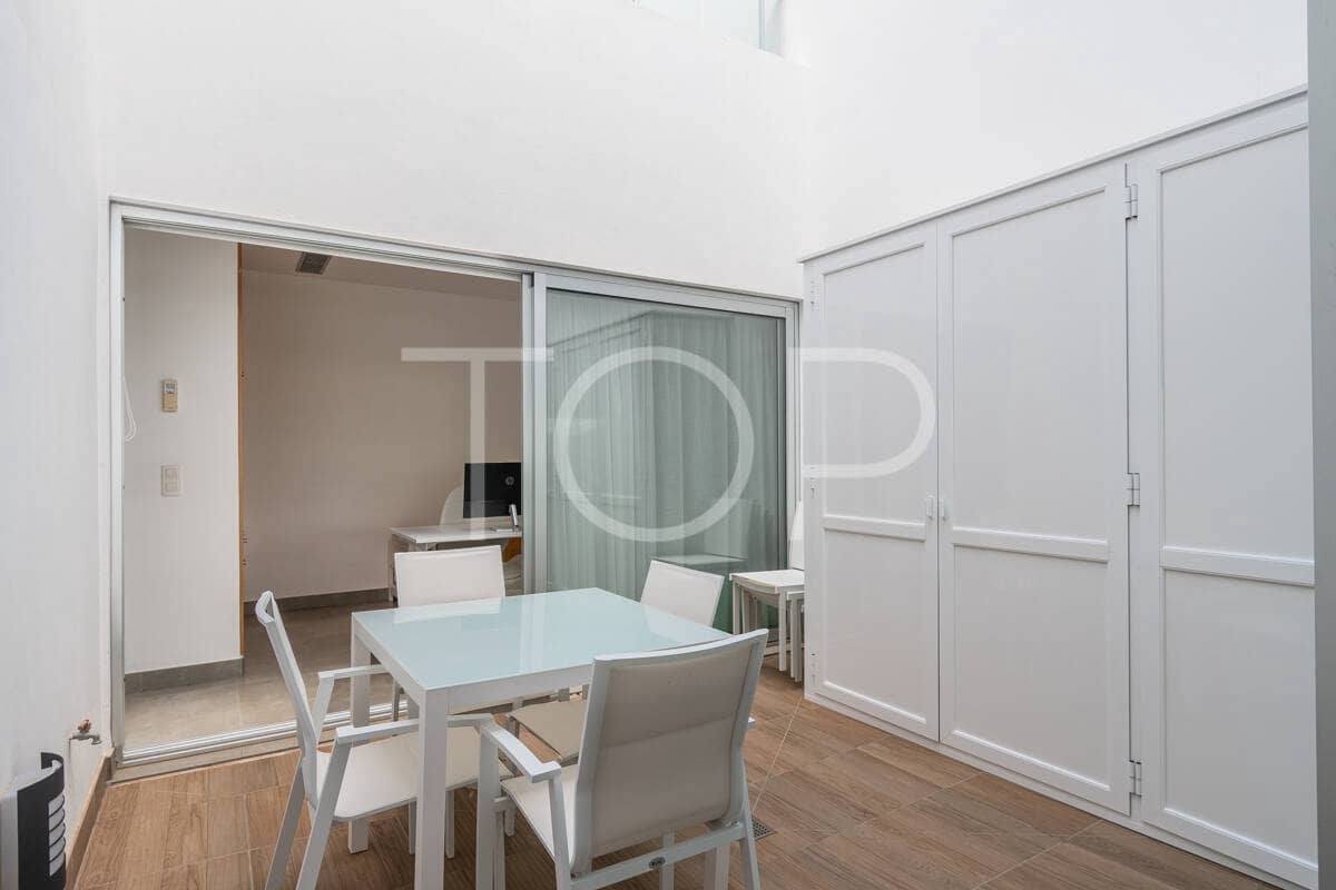 3 chambre Penthouse à vendre à La Caleta Adeje avec piscine garage - 1 395 000 € (Ref: 9429034)