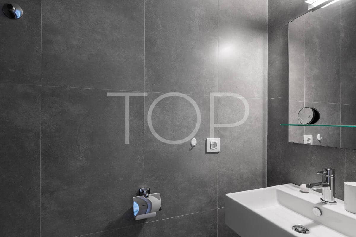 3 chambre Penthouse à vendre à La Caleta Adeje avec piscine garage - 1 395 000 € (Ref: 9429034)