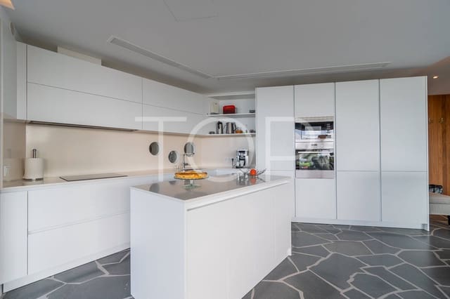 3 slaapkamer Huis te koop in Guía de Isora met zwembad garage - € 2.200.000 (Ref: 9452490)