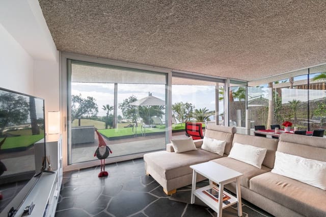 3 slaapkamer Huis te koop in Guía de Isora met zwembad garage - € 2.200.000 (Ref: 9452490)