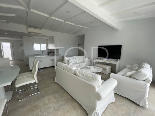 4 quarto Casa em Banda para arrendar em El Madroñal, Adeje com piscina garagem - 4 000 € (Ref: 9467810)