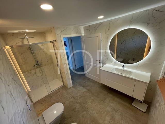 4 quarto Casa em Banda para arrendar em El Madroñal, Adeje com piscina garagem - 4 000 € (Ref: 9467810)