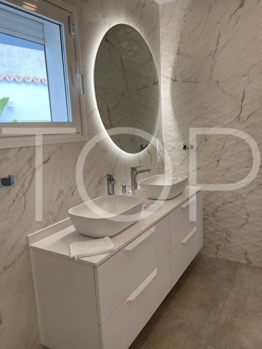 4 quarto Casa em Banda para arrendar em El Madronal com piscina garagem - 4 000 € (Ref: 9467810)