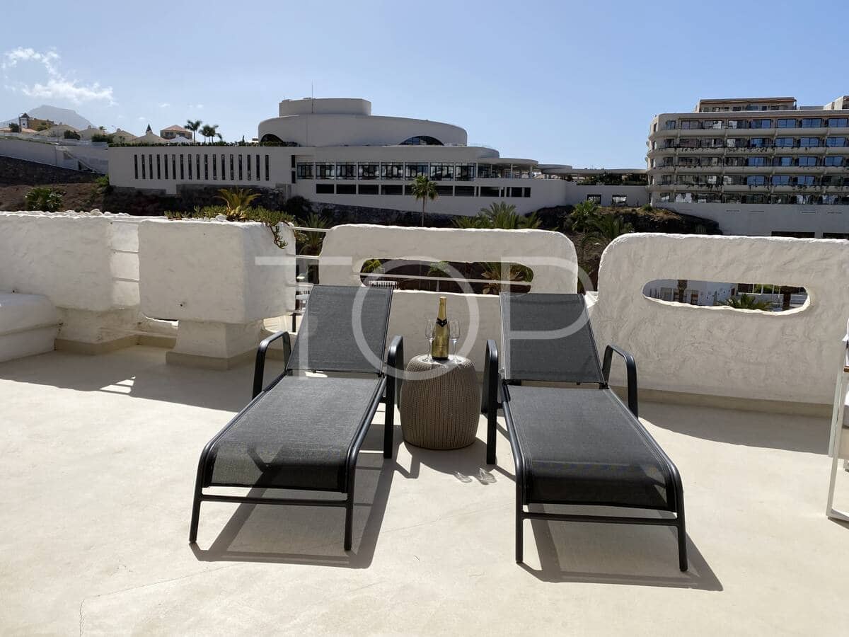 2 quarto Apartamento para venda em Adeje com piscina - 550 000 € (Ref: 9471778)