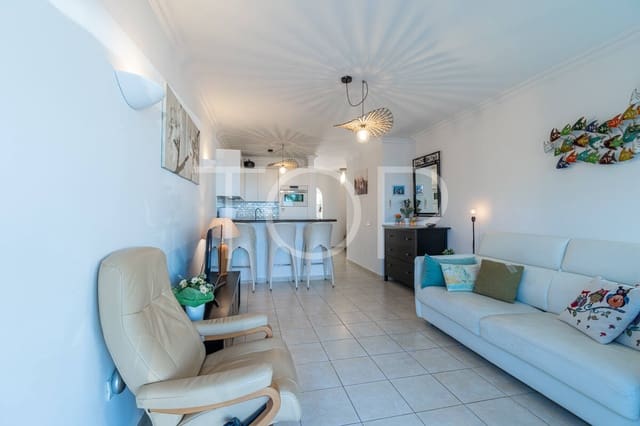 Piso de 2 habitaciones en Playa del Duque, Adeje en venta - 1.300.000 € (Ref: 9474600)