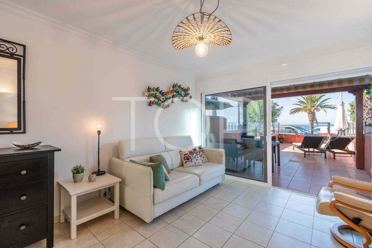 Piso de 2 habitaciones en Playa del Duque en venta - 1.300.000 € (Ref: 9474600)