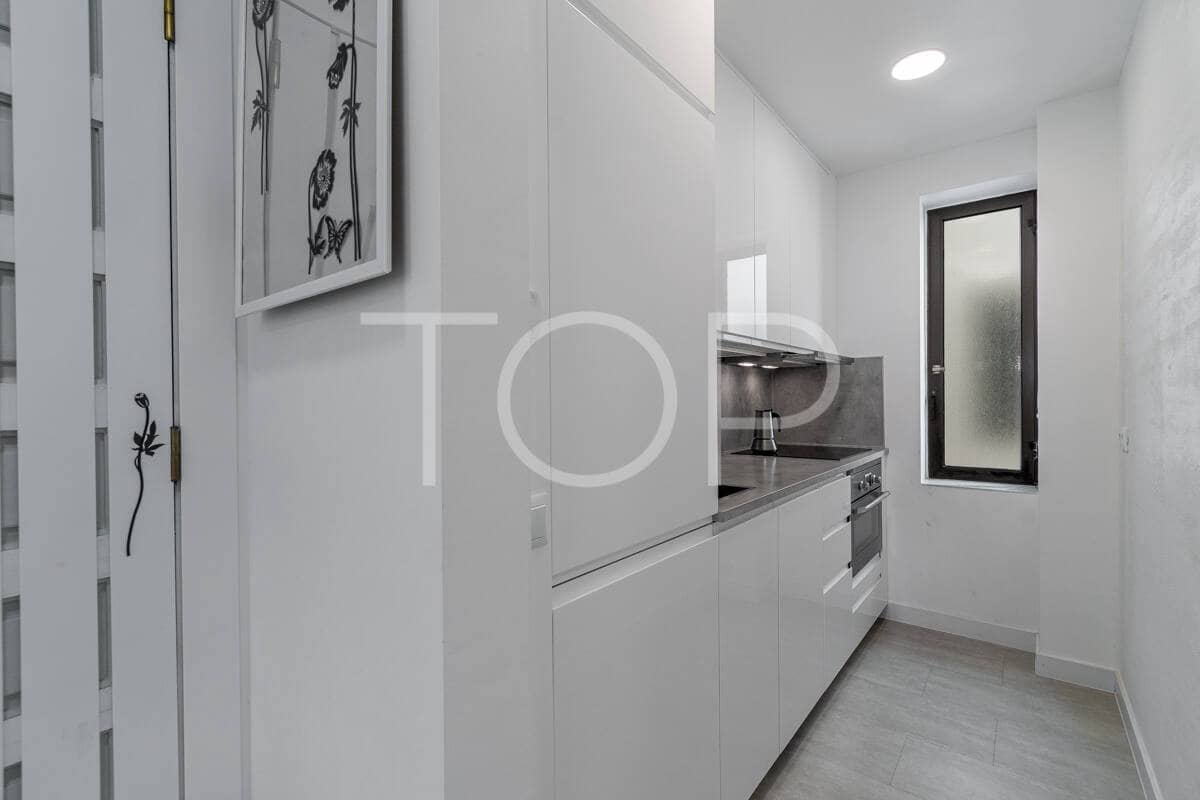 2 Zimmer Wohnung zu verkaufen in Playa de las Americas mit Pool - 570.000 € (Ref: 9474601)