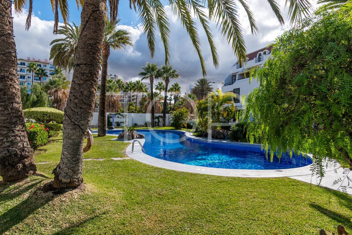 2 Zimmer Wohnung zu verkaufen in Playa de las Americas mit Pool - 570.000 € (Ref: 9474601)